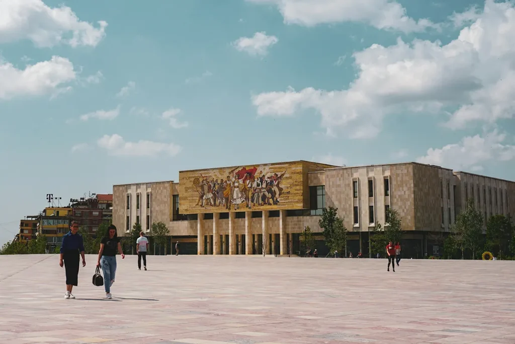 viaggi in albania - tirana